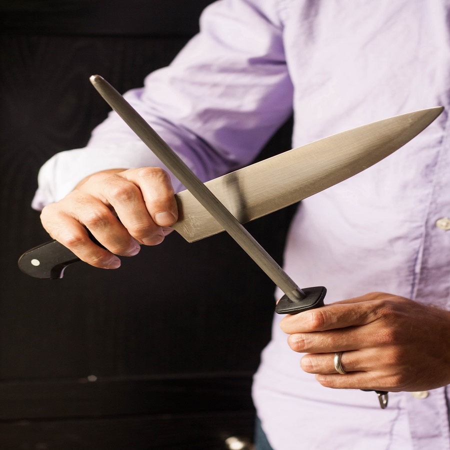 how to sharpen a kitchen knife